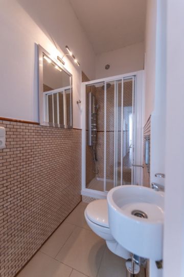 https://cdn.resales-online.com/public/1nin1r7jc3/properties/mssegvyvkhjsuga/w1200/35-53608d01401493ba18e3704836160563.jpg?v=1655135739