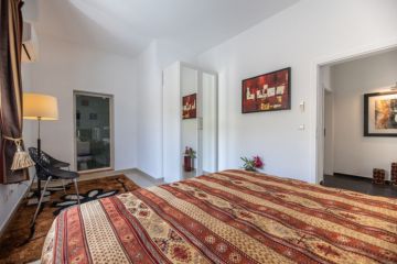 https://cdn.resales-online.com/public/1nin1r7jc3/properties/mssegvyvkhjsuga/w1200/37-1d70d218e897435ff17cdff8e99bb5bf.jpg?v=1655135739