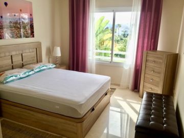 https://cdn.resales-online.com/public/qlullaj5s0/properties/rtmdrvnuqkwwpga/w1200/1-7980e48d732b6fc85c14b43b94d2aa54.jpg?v=1611584523