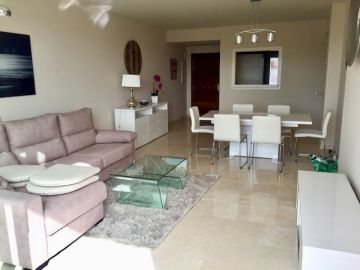 https://cdn.resales-online.com/public/qlullaj5s0/properties/rtmdrvnuqkwwpga/w1200/7-aa4cc561180b369757c0bb4af9886cd3.jpg?v=1611584523