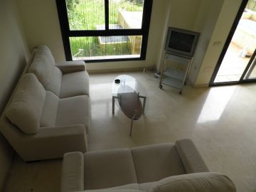 https://cdn.resales-online.com/public/t2k3jmpl4k/properties/nlhfljpfxaeilcd/w1200/6-241328e1bcc9c0d8ce1222beb6c967a8.jpg?v=1576062112