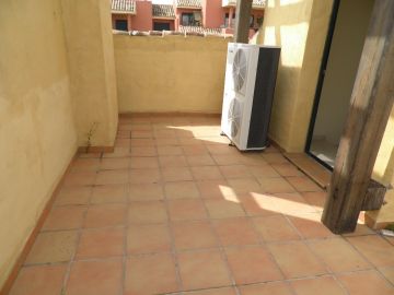 https://cdn.resales-online.com/public/t2k3jmpl4k/properties/nlhfljpfxaeilcd/w1200/7-aa4cc561180b369757c0bb4af9886cd3.jpg?v=1576062112