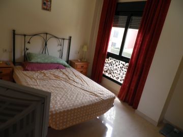https://cdn.resales-online.com/public/t2k3jmpl4k/properties/nlhfljpfxaeilcd/w1200/9-467d0cee5b725f3ef65f102a0c2e69c0.jpg?v=1576062112