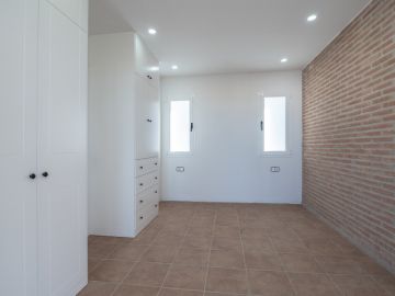 https://cdn.resales-online.com/public/a9glq45g3t/properties/exetrgawseetith/w1200/12-53013098fcab6c38b1379cd33298e050.jpg?v=1683806701