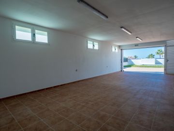https://cdn.resales-online.com/public/a9glq45g3t/properties/exetrgawseetith/w1200/24-613bbc26f32d7013d348ef202dd30a43.jpg?v=1683806701