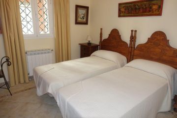 https://cdn.resales-online.com/public/92cqrna9i0/properties/riwwdvwlattggcv/w1200/11-20939a0134ad724a8cb2a801094d15a4.jpg?v=1674664291