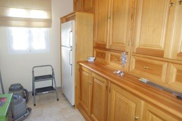 https://cdn.resales-online.com/public/92cqrna9i0/properties/riwwdvwlattggcv/w1200/16-ec67b526875bf0124b6ce4328a754439.jpg?v=1674664291