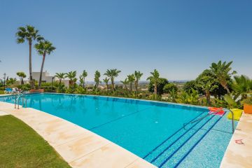 https://cdn.resales-online.com/public/s9unvkbr31/properties/pbfuvrufllxsujp/w1200/1-7980e48d732b6fc85c14b43b94d2aa54.jpg?v=1602006483