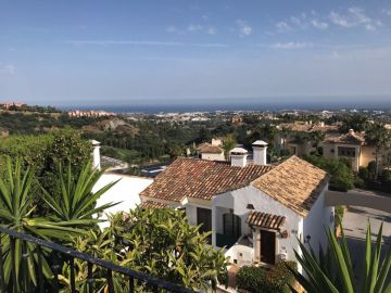 https://cdn.resales-online.com/public/87eii68kgm/properties/vtyrvzvjrwercte/w1200/1-7980e48d732b6fc85c14b43b94d2aa54.jpg?v=1690553833