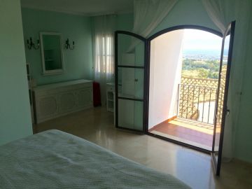 https://cdn.resales-online.com/public/87eii68kgm/properties/vtyrvzvjrwercte/w1200/12-53013098fcab6c38b1379cd33298e050.jpg?v=1690553833