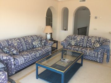 https://cdn.resales-online.com/public/87eii68kgm/properties/vtyrvzvjrwercte/w1200/13-5fd73dea700db77384c091ca9818b1a9.jpg?v=1690553833
