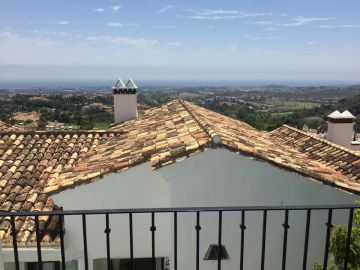 https://cdn.resales-online.com/public/87eii68kgm/properties/vtyrvzvjrwercte/w1200/22-bcf8e6250e0bab365f900a8ac31ac040.jpg?v=1690553833