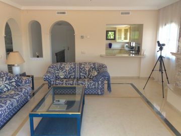 https://cdn.resales-online.com/public/87eii68kgm/properties/vtyrvzvjrwercte/w1200/23-79897b85162c6a486c7a4d1eb46924dd.jpg?v=1690553833