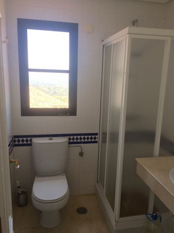 https://cdn.resales-online.com/public/87eii68kgm/properties/vtyrvzvjrwercte/w1200/26-c684a62c9f160a1f90904dd925da0645.jpg?v=1690553833