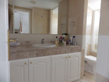 https://cdn.resales-online.com/public/bf93ikfesu/properties/kyswbtfazcfjezi/w1200/26-c684a62c9f160a1f90904dd925da0645.jpg?v=1667916830