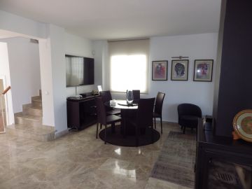 https://cdn.resales-online.com/public/bf93ikfesu/properties/kyswbtfazcfjezi/w1200/7-aa4cc561180b369757c0bb4af9886cd3.jpg?v=1667916830