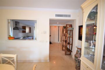 https://cdn.resales-online.com/public/92cqrna9i0/properties/revcsxpkdsddfyi/w1200/4-c23c0f86247804fa50226aecd8b0b2c8.jpg?v=1674664707