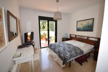 https://cdn.resales-online.com/public/92cqrna9i0/properties/revcsxpkdsddfyi/w1200/9-467d0cee5b725f3ef65f102a0c2e69c0.jpg?v=1674664707