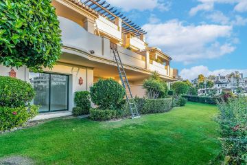https://cdn.resales-online.com/public/41nkvvtlj3/properties/48d3b8bce2c211eaa55506907717b01e/w1200/16-ec67b526875bf0124b6ce4328a754439.jpg?v=1673606117