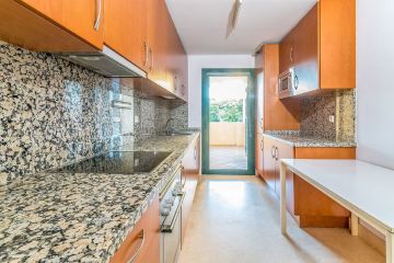 https://cdn.resales-online.com/public/41nkvvtlj3/properties/48d3b8bce2c211eaa55506907717b01e/w1200/4-c23c0f86247804fa50226aecd8b0b2c8.jpg?v=1673606117