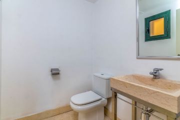 https://cdn.resales-online.com/public/41nkvvtlj3/properties/48d3b8bce2c211eaa55506907717b01e/w1200/6-241328e1bcc9c0d8ce1222beb6c967a8.jpg?v=1673606117