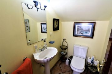 https://cdn.resales-online.com/public/swt24est18/properties/01f40c19a13411eba13006b3c6b82ba8/w1200/33-f37a7fab00fce6ff6b895520b67d6d6d.jpg?v=1618910686
