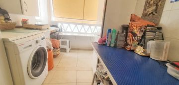 https://cdn.resales-online.com/public/hk3uso1yet/properties/97943e23af2f11eba13006b3c6b82ba8/w1200/13-5fd73dea700db77384c091ca9818b1a9.jpg?v=1620723828