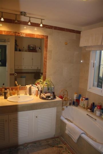 https://cdn.resales-online.com/public/37tsjednf8/properties/ofrzjtrllamptci/w1200/16-ec67b526875bf0124b6ce4328a754439.jpg?v=1620833509
