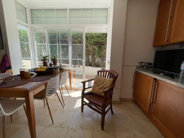 https://cdn.resales-online.com/public/37tsjednf8/properties/ofrzjtrllamptci/w1200/6-241328e1bcc9c0d8ce1222beb6c967a8.jpg?v=1620833509