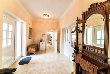 https://cdn.resales-online.com/public/mq0hn394pf/properties/38f1408cbe2011eba29706b3c6b82ba8/w1200/16-ec67b526875bf0124b6ce4328a754439.jpg?v=1622040261