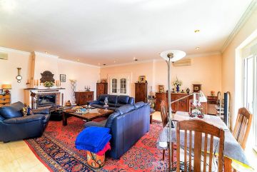 https://cdn.resales-online.com/public/mq0hn394pf/properties/38f1408cbe2011eba29706b3c6b82ba8/w1200/21-2c707e7c511429b4f8ec4ee5f221ddb6.jpg?v=1622040261