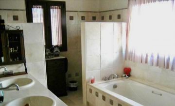 https://cdn.resales-online.com/public/t2k3jmpl4k/properties/bwklyvekjmnrdyg/w1200/46-0edebaf512af70cdbc38d73d8131be5b.jpg?v=1664890384