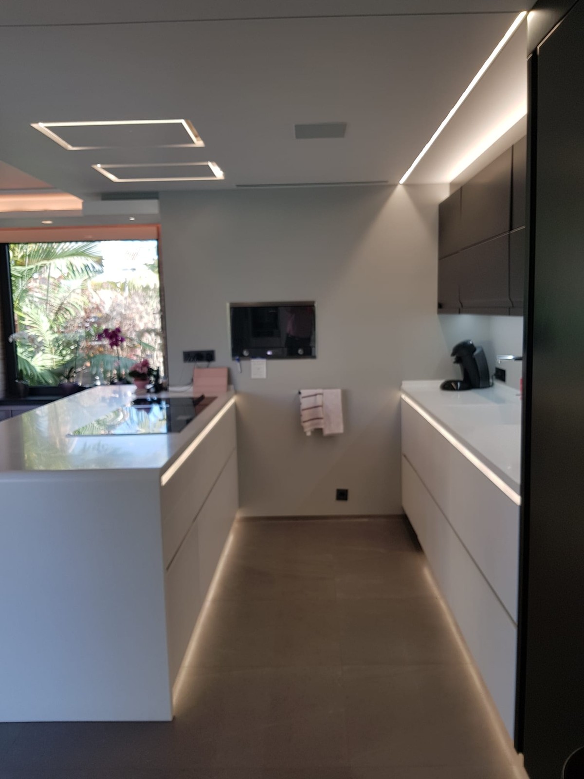 https://cdn.resales-online.com/public/6pcoehzhpl/properties/bb52989ed34411eb8690027930b309ea/w1200/12-53013098fcab6c38b1379cd33298e050.jpg?v=1624445187