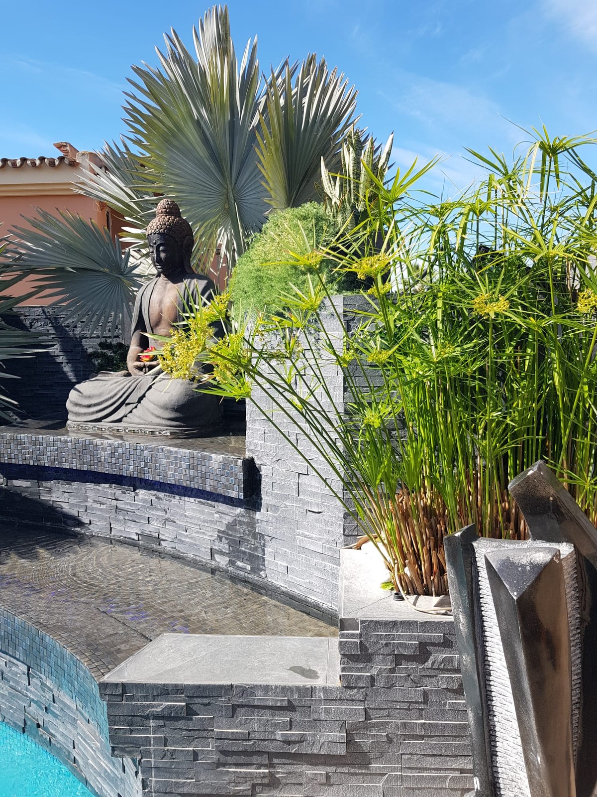 https://cdn.resales-online.com/public/6pcoehzhpl/properties/bb52989ed34411eb8690027930b309ea/w1200/4-c23c0f86247804fa50226aecd8b0b2c8.jpg?v=1624445187