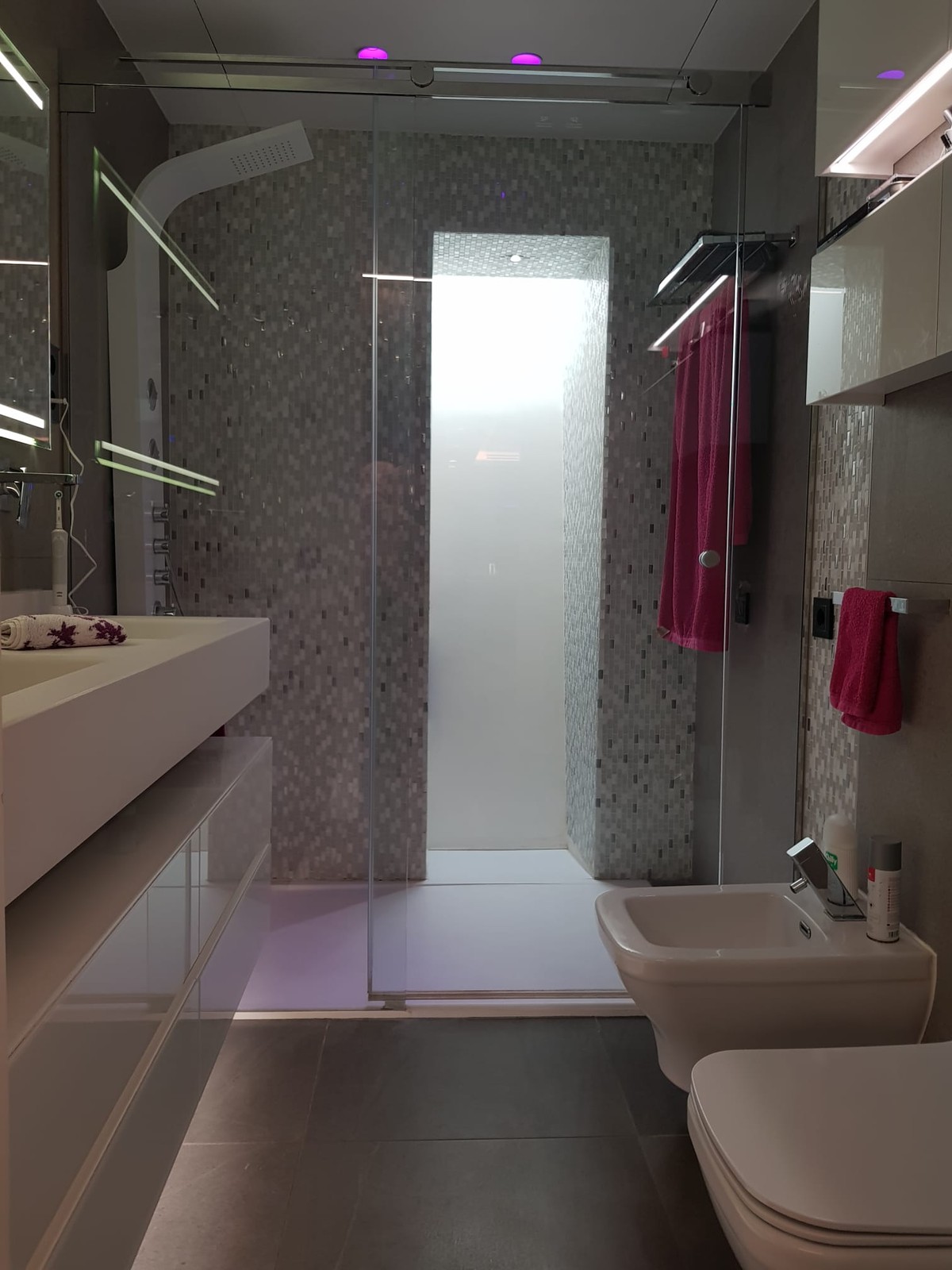https://cdn.resales-online.com/public/6pcoehzhpl/properties/bb52989ed34411eb8690027930b309ea/w1200/31-5e8b9eb86a2d455eeaf43a7bbf3ccd12.jpg?v=1624445187