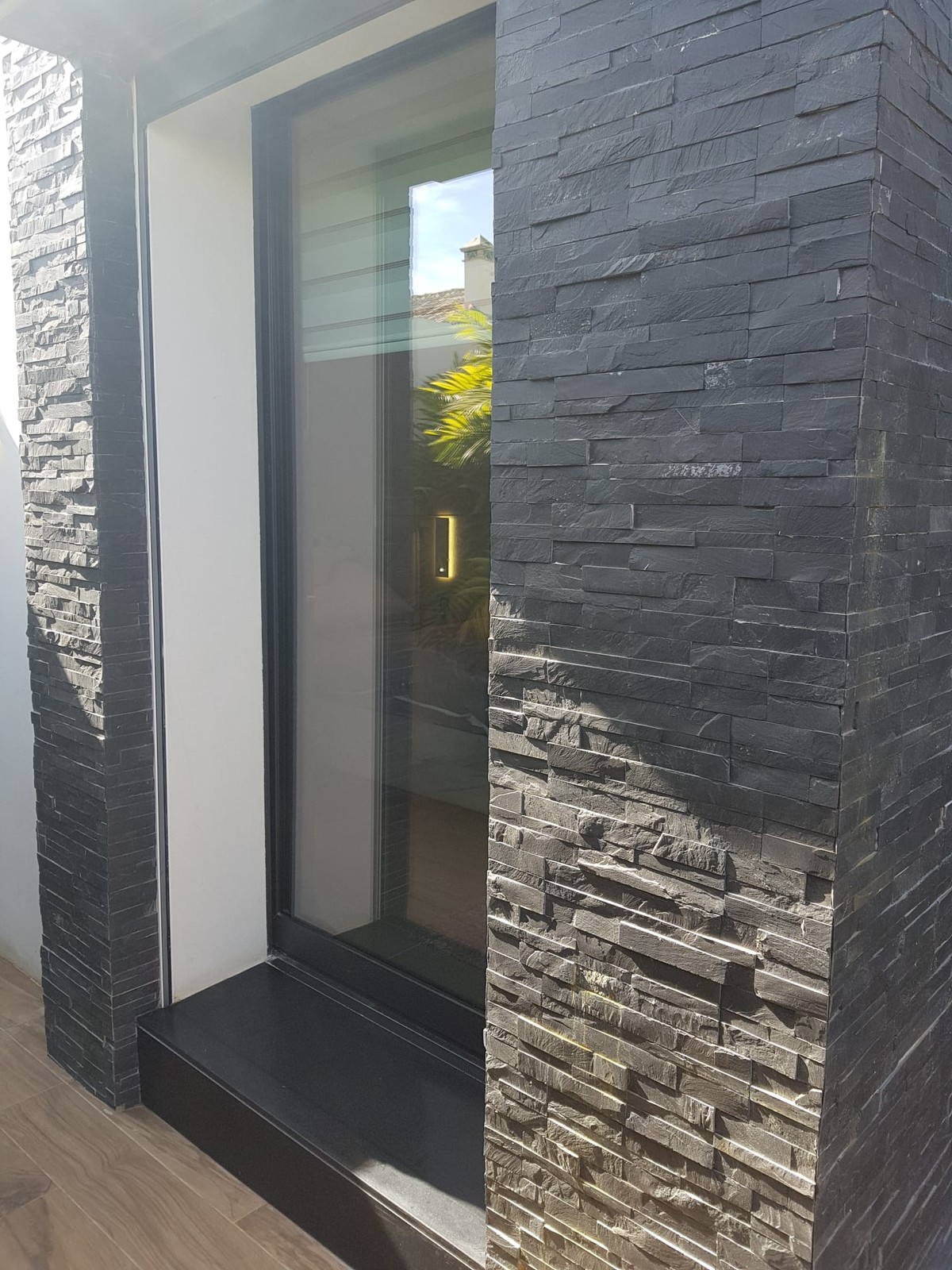 https://cdn.resales-online.com/public/6pcoehzhpl/properties/bb52989ed34411eb8690027930b309ea/w1200/35-53608d01401493ba18e3704836160563.jpg?v=1624445187