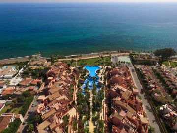 https://cdn.resales-online.com/public/srkj52ppih/properties/64a39dbeea1311ebaa340217bc231ef4/w1200/2-5bd7b9d04b45e33852eaf0ec6670150d.jpg?v=1626869624