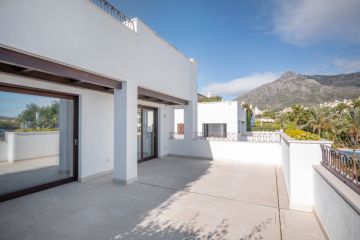 https://cdn.resales-online.com/public/1nin1r7jc3/properties/c381e597ea0011ebaa340217bc231ef4/w1200/2-5bd7b9d04b45e33852eaf0ec6670150d.jpg?v=1626861056