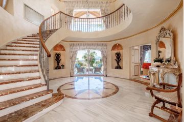 https://cdn.resales-online.com/public/cui3rrn6m1/properties/19805848cdad11ea9db906907717b01e/w1200/11-20939a0134ad724a8cb2a801094d15a4.jpg?v=1613728827