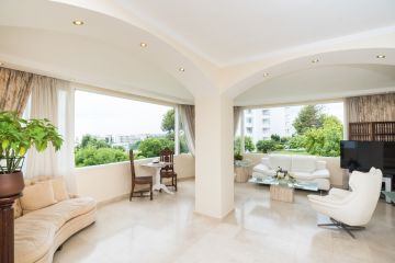https://cdn.resales-online.com/public/c88dbhn0s9/properties/16c52a22fb8b11ebaa340217bc231ef4/w1200/1-7980e48d732b6fc85c14b43b94d2aa54.jpg?v=1628792196