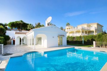 https://cdn.resales-online.com/public/44uk40isfr/properties/88c4dd94072111eba13006b3c6b82ba8/w1200/2-5bd7b9d04b45e33852eaf0ec6670150d.jpg?v=1629305133