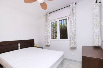 https://cdn.resales-online.com/public/44uk40isfr/properties/88c4dd94072111eba13006b3c6b82ba8/w1200/12-53013098fcab6c38b1379cd33298e050.jpg?v=1629305133