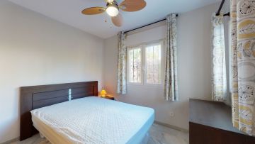 https://cdn.resales-online.com/public/44uk40isfr/properties/88c4dd94072111eba13006b3c6b82ba8/w1200/19-d0ed7da2012a09046d307c195d98e7d6.jpg?v=1629305133