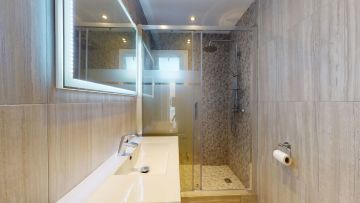 https://cdn.resales-online.com/public/44uk40isfr/properties/88c4dd94072111eba13006b3c6b82ba8/w1200/23-79897b85162c6a486c7a4d1eb46924dd.jpg?v=1629305133