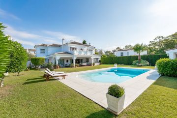 https://cdn.resales-online.com/public/0741nl4ih1/properties/2617daaa000511ecaa340217bc231ef4/w1200/1-7980e48d732b6fc85c14b43b94d2aa54.jpg?v=1629283021