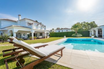 https://cdn.resales-online.com/public/0741nl4ih1/properties/2617daaa000511ecaa340217bc231ef4/w1200/3-e898b2bb2a2fdfd06d2c39894dce8316.jpg?v=1629283021