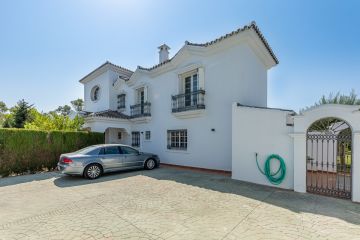 https://cdn.resales-online.com/public/0741nl4ih1/properties/2617daaa000511ecaa340217bc231ef4/w1200/29-7c2f312881aea9bbe9ddaeb9640e2c9a.jpg?v=1629283021