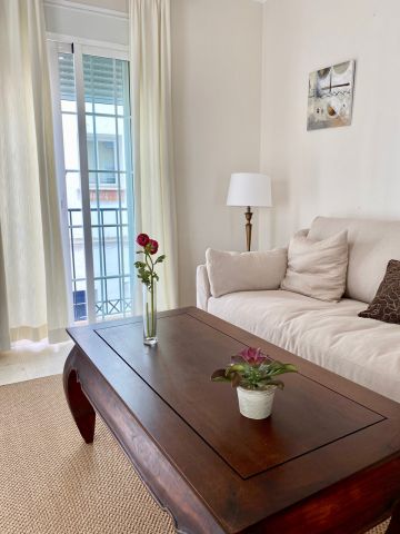 https://cdn.resales-online.com/public/au6iw07ykq/properties/7f36e25d04e411ecaa340217bc231ef4/w1200/3-e898b2bb2a2fdfd06d2c39894dce8316.jpg?v=1629898679