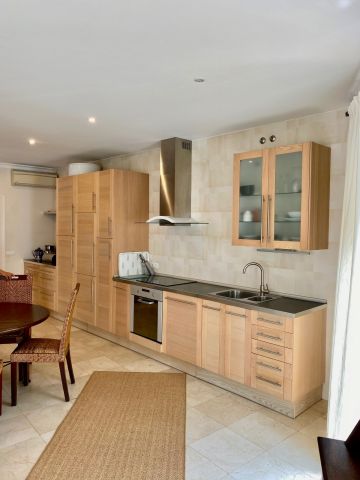 https://cdn.resales-online.com/public/au6iw07ykq/properties/7f36e25d04e411ecaa340217bc231ef4/w1200/10-bb915d1cb19341576dcdc994b81ab9c5.jpg?v=1629898679