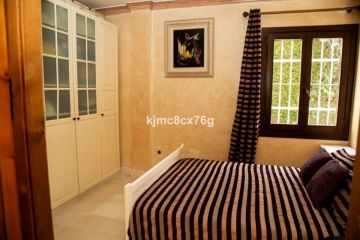 https://cdn.resales-online.com/public/kjmc8cx76g/properties/de3150b00fb511ecaa340217bc231ef4/w1200/17-dd5fcd4f0eb487dfa3803f7e20814c0e.jpg?v=1631020832